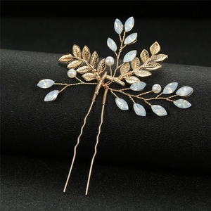 Épingle à cheveux feuille dorée avec strass bleus et perles blanches pour mariage