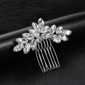 Pettine per capelli argento con cristalli marquise per acconciature da sposa