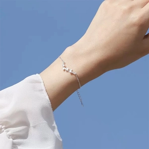 Korean Style Minimalist Ginkgo Leaf Charm Bracelet For Women Copper Silver Plated Adjustable Chain Nature Inspired Jewelry Gift