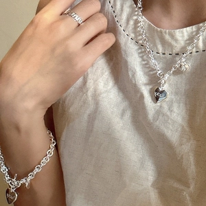 Collier en Cuivre Argenté Avec Pendentif Cœur Et Fermoir à Bascule Style Coréen Minimaliste Bijoux de Mode Femme