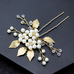 Épingle à cheveux de mariée faite main avec perles et cristaux de feuilles dorées