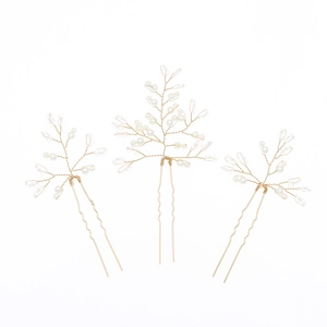 Set of three minimalist gold beaded bridal hair pins with pearls and clear faceted beads