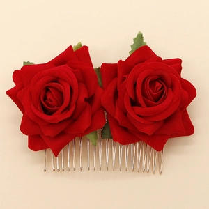 Elegant hair comb with dual red velvet roses and green leaves on silver metal pins