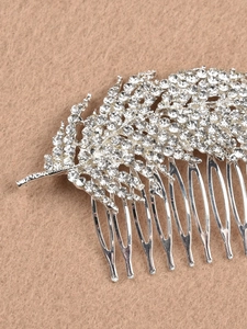Détails du peigne à cheveux plume argenté avec strass cristallins et dents en métal