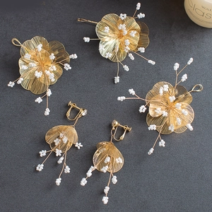 Épingle à Cheveux Et Boucles d'Oreilles Mariée en Alliage d'Or Tissé Fleur Künstliche Perle d'Imitation Blanche Accessoires Cheveux Mariage Femme