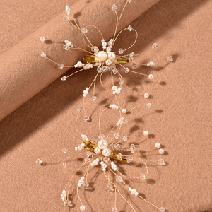 Barrettes à cheveux élégantes avec perles blanches et cristaux pour coiffures de mariée