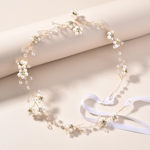 Serre-tête de mariée élégant avec perles blanches et cristaux sur fil doré et rubans