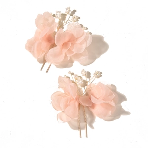 Elegant set of pink tulle flower hair pins with pearls and gold wire for bridal styling