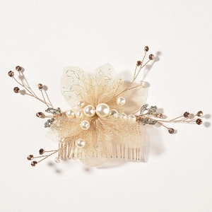 Peigne à cheveux de mariée doré avec perles, strass champagne et détails en résille