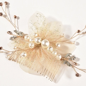 Peigne à cheveux de mariée doré avec fleurs en tulle, perles et strass pour coiffure chic