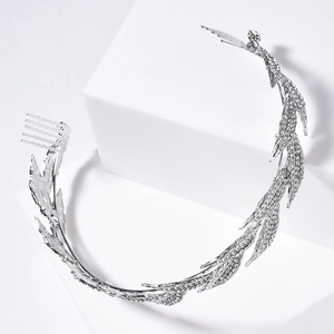 Couronne de mariée élégante en alliage argenté avec feuilles en strass brillants
