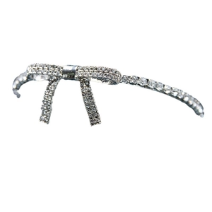 Elegante cerchietto da sposa in argento con fiocco di strass scintillanti per nozze