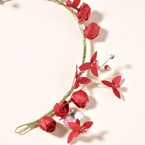 Serre-tête élégant à roses rouges en tissu fil d'or et cristaux pour robes de soirée