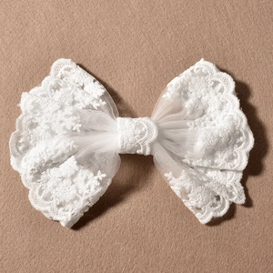 Barrette à cheveux élégante en dentelle blanche pour mariée et coiffure de plage