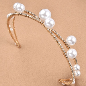 Elegant gold bridal headband with double-layered metal design, white pearls and sparkling rhinestones