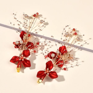 Pinces à Cheveux Mariée Fleurs Rouges Avec Gland Künstliche Perle Imitation Or Alliage Pinces Latérales Pour Femme Mariage Bijoux