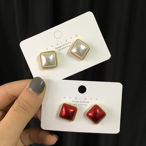 Boucles d'Oreilles Clous Künstliche Perles Carrées Style Coréen Avec Tige Argent Sterling 925 Bordure Dorée Bijoux Géométriques Femmes