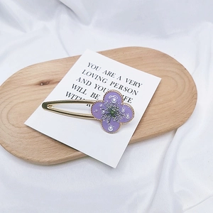 Handmade clover hair clip with real dried flowers and pearls in gold setting