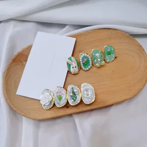 Pince à Cheveux Florale Tulipe en Résine Style Japonais Doux Alliage Fausse Künstliche Perle Ours Lapin pour Femmes Accessoires Cheveux
