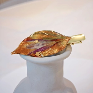 Handmade Leaf Shape Dried Flower Hair Clip With Gold Foil Resin Vintage Chinese Style Duckbill Clip Women Hair Accessory