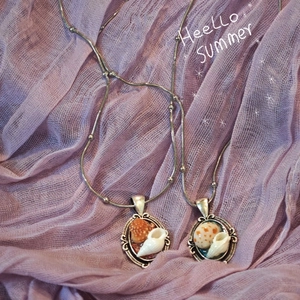 Handmade vintage shell pendant necklace with silver stainless steel chain for women