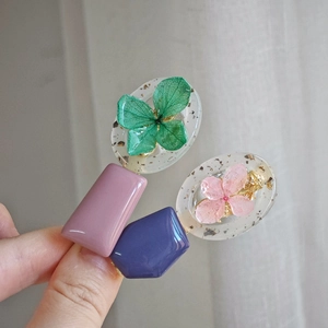Korean Style Resin Dried Hydrangea Flower Hair Clip Gold Foil Geometric Duckbill Side Clip Sweet Women Hair Accessories