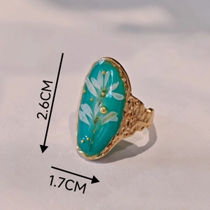 Handmade oil painting style dried flower ring with gold textured open stainless steel band