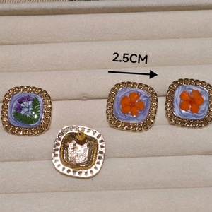 Handmade vintage square flower earrings with 925 silver needles and gold hollow frame