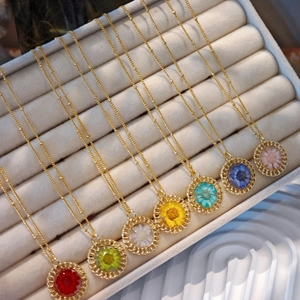 Handmade Mori Style Preserved Flower Pendant Necklace Gold Plated Copper Hollow Round Dried Flower Resin Charm Choker Jewelry Gift For Women
