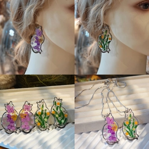 Handcrafted Cute Cat Shape Stainless Steel Earrings Necklace Real Dried Flower Resin Pendant Jewelry Set For Women Daily Wear