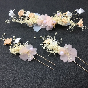 3-piece bridal hair set with pink fabric flowers, pearls and crystal U-shaped pins