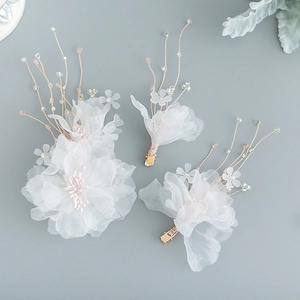 Ensemble 3 pièces de pinces à cheveux de mariée avec fleurs en organza blanc et perles