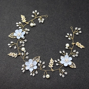 Serre-tête de mariée fait main avec fleurs bleu clair et perles blanches pour filles et mariages