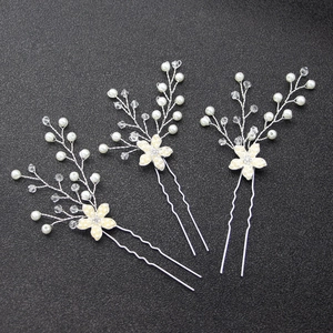 Lot de 3 épingles à cheveux fleurs argentées avec perles et cristaux pour mariée
