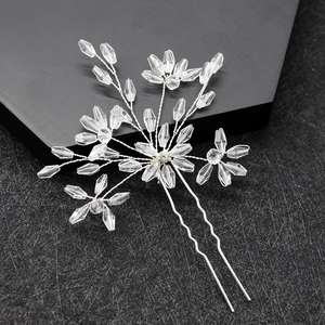 Elegante forcina per capelli da sposa a U con motivi floreali in cristallo fatti a mano