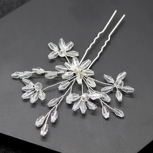 Forcina per capelli da sposa a U fatta a mano con filo d'argento e fiori di cristallo
