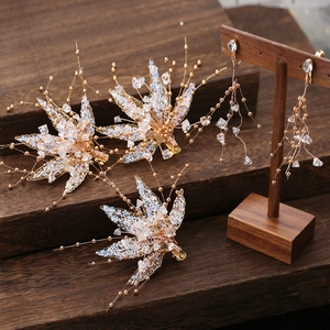 Barrettes mariée feuille d'érable dorées et boucles d'oreilles à pampilles cristal
