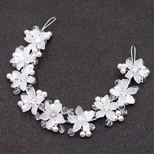 Korean Style Bridal Flower Headband Faux Artificial Pearl Crystal Hair Vine White Acrylic Floral Hair Accessory For Women Girls Wedding Party