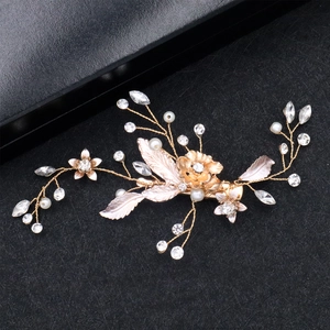 Barrette de mariée dorée avec perles faites à la main, strass et design de feuilles florales