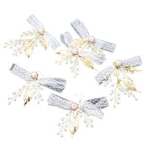 5-piece bridal accessory set with white lace bows, pink pearls and golden leaf accents