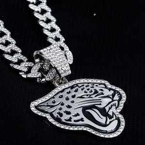 Hip hop panther head pendant necklace with iced out Cuban chain and white crystals