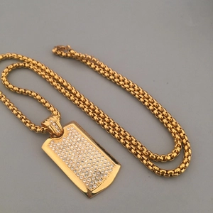 Hip hop gold plated necklace with iced out rectangular pendant and thick round link chain