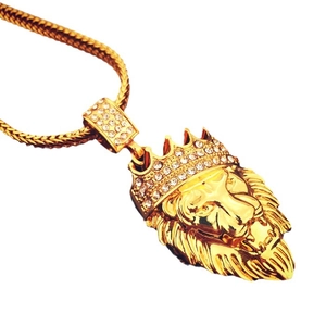 Hip hop lion head pendant necklace with crown and sparkling stones on a twisted chain