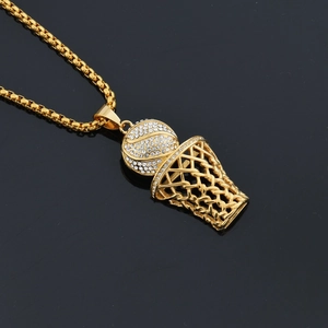 Colgante de baloncesto hip hop dorado con brillantes circonitas y cadena de caja