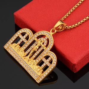 Gold-plated Last Supper crown arch pendant necklace with sparkling crystals and box chain