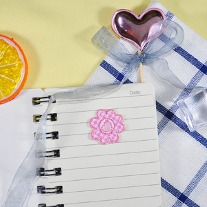 Pink and white checkered flower embroidery patch for DIY clothing and accessory decoration