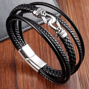 Bracelet multicouche pour homme en cuir tressé noir avec fermoir magnétique argenté poli