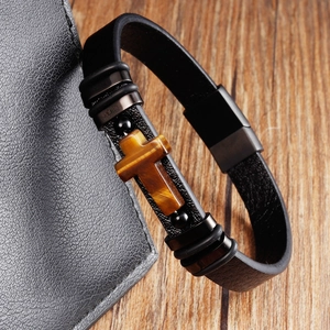 Bracciale da uomo in pelle nera con croce in pietra occhio di tigre e chiusura magnetica