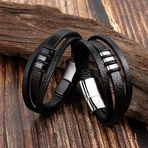 Bracelet multicouche en cuir tressé pour homme avec fermoirs magnétiques en acier noir et argent