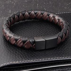 Bracelet tressé pour homme en cuir bicolore noir et marron avec fermoir magnétique
